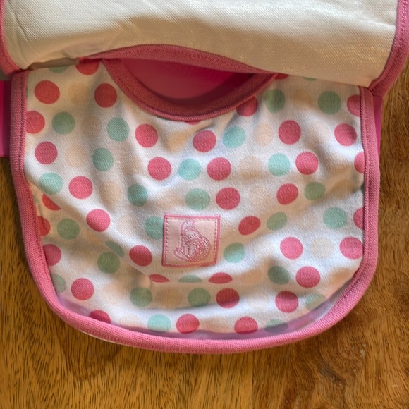 3 for $25❗️⭐️SET OF 2⭐️ NHL Ottawa Senators Pink Bibs. Size 0-24M. - Picture 2 of 4